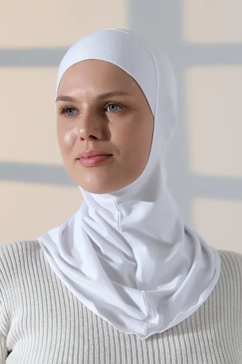 Pratik Boyunluklu Geçmeli Büyük Tesettür Bone - Beyaz - 1