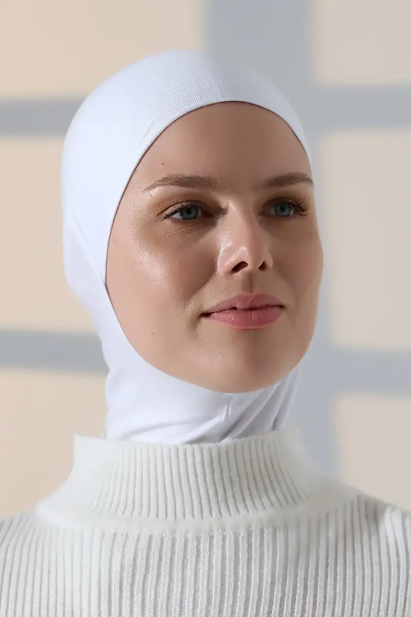 Pratik Boyunluklu Geçmeli Büyük Tesettür Bone - Beyaz - 4