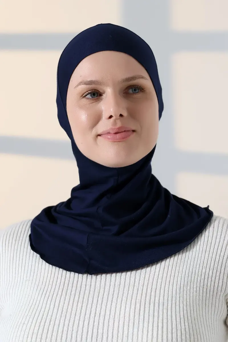 Pratik Boyunluklu Geçmeli Büyük Tesettür Bone - Lacivert - 1