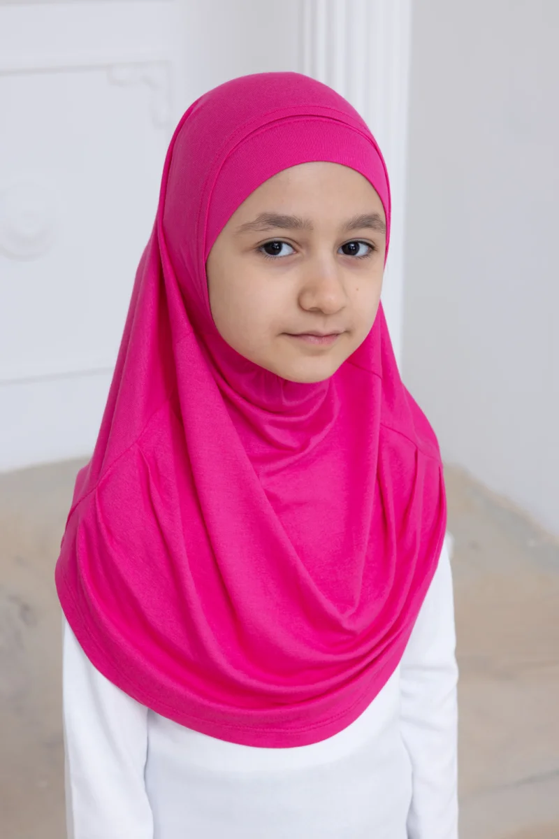 Pratik Hazır Geçmeli Çocuk Şal, Kendinden Boneli Lastikli Hijab Başörtü Fuşya - 1