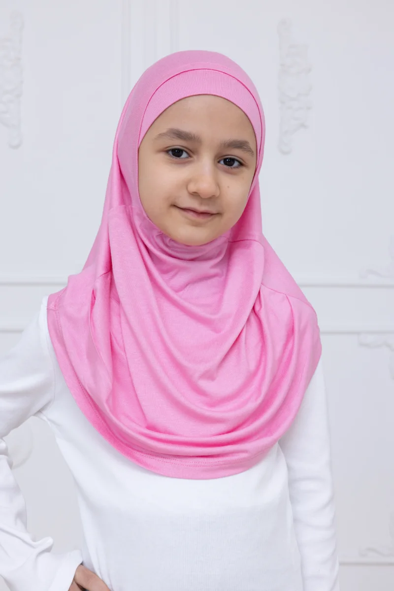 Pratik Hazır Geçmeli Çocuk Şal, Kendinden Boneli Lastikli Hijab Başörtü Pembe - 1