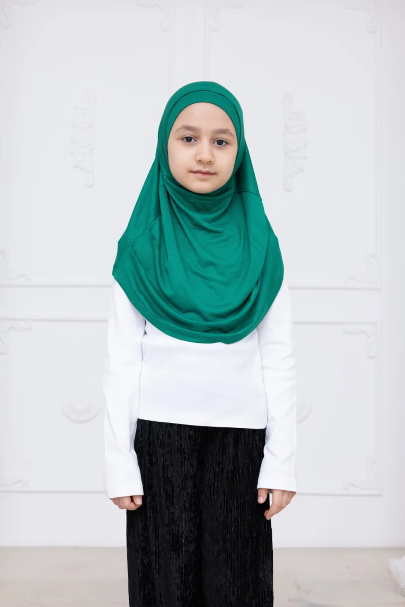 Pratik Hazır Geçmeli Çocuk Şal, Kendinden Boneli Lastikli Hijab Başörtü Yeşil - 3