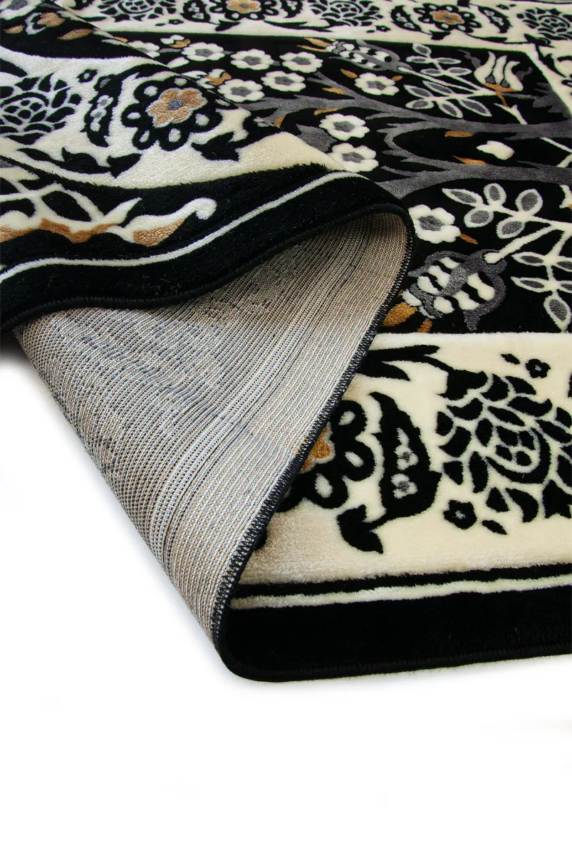 Premium Kadife Seccade – Kalın ve Kaliteli Kumaşlı Şık Tasarım - 4