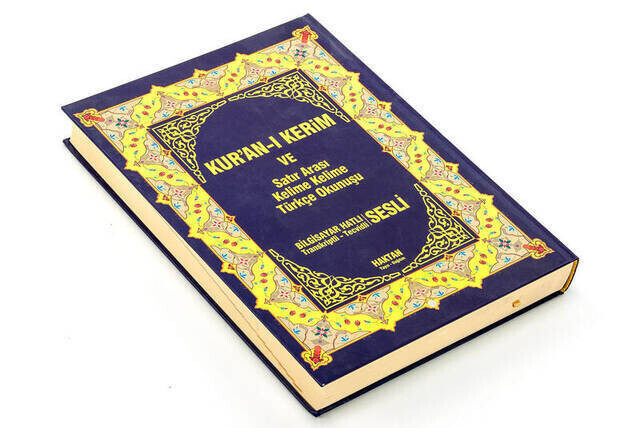 Quran and Cross-Line Word-to-Word Turkish Pronunciation - Word Meal - Rahle Boy - Haktan Publication