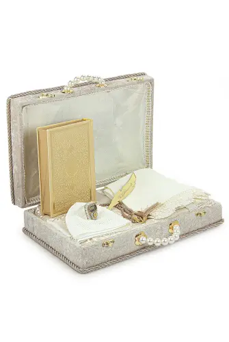 Sandıklı İşlemeli Çeyizlik Seccade Seti Damat Gelin Bohçası Hediyelik Kuranı Kerim Seti - ihvanonline (1)