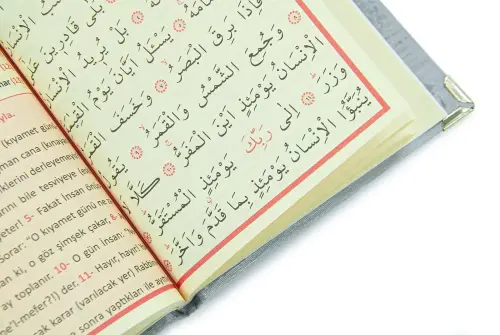 Şantuk Kumaş Kaplı Yasin Kitabı - Çanta Boy - İsme Özel Plakalı - Gri Renk - İslami Hediyeler - 3