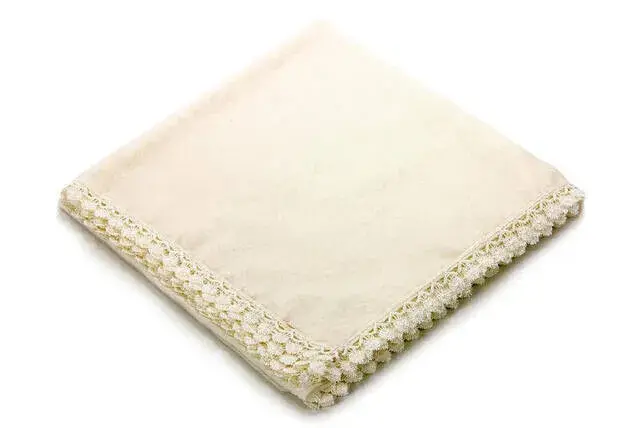 Scalloped Patterned Square Cloth - 1