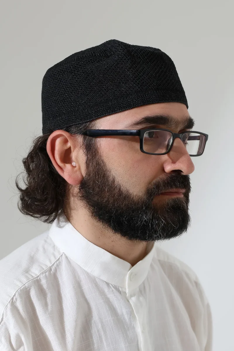 Sık Örgü Kalıp Namaz Takkesi, Dik Duruşlu Takke Siyah - 3