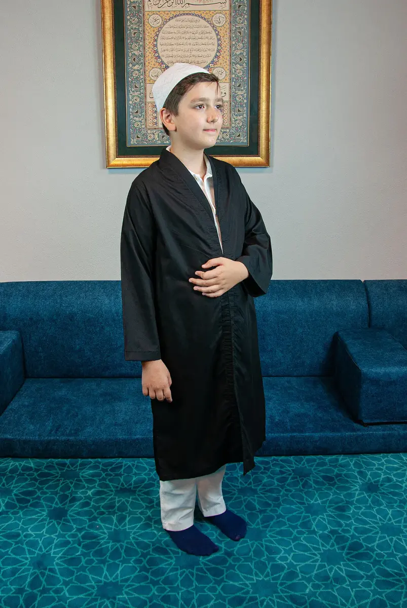 Siyah Buhara Yaka Namaz Elbisesi Erkek Çocuk Cübbe - 1
