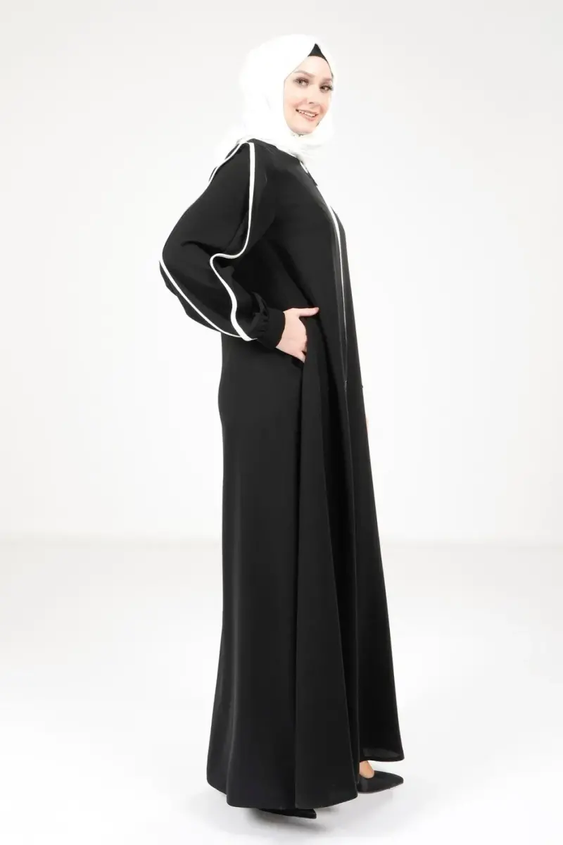 Siyah Fermuarlı Kolları Yırtmaçlı Beyaz Biyeli Spor Tesettür Ferace 9327-25 - 3