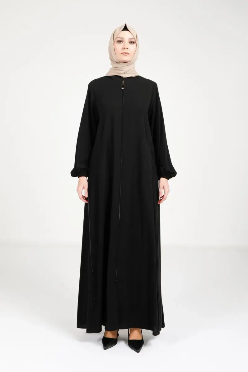 Siyah Fermuarlı Önden Cepli Ayarlanabilir Yandan Fermuar Detaylı Tesettür Ferace 9326-25 - 2