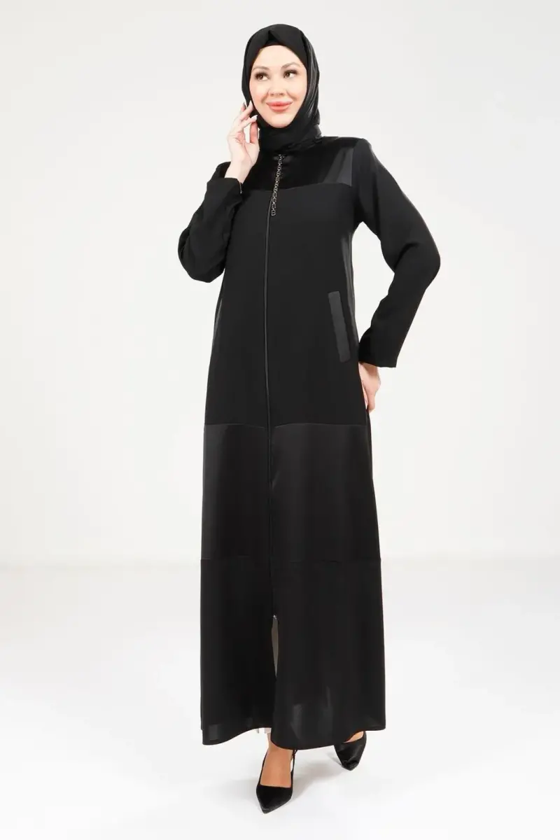 Siyah Fermuarlı Önden Cepli Garnili Kumaş Detaylı Tesettür Ferace 9208-25 - 1