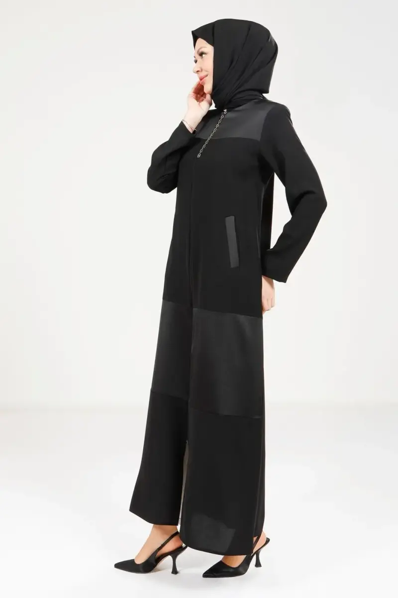 Siyah Fermuarlı Önden Cepli Garnili Kumaş Detaylı Tesettür Ferace 9208-25 - 2