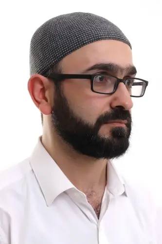 Siyah Kışlık Nokta Desenli Orlon Namaz Takkesi - ihvanonline (1)