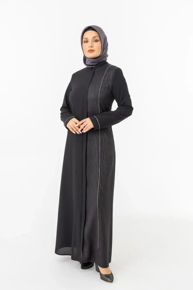Siyah Tek Tarafı Jakarlı Hakim Yaka Gizli Fermuarlı Tesettür Ferace ZRNY 5505-25 - 2