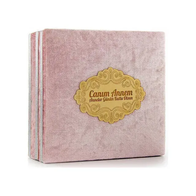 Special Velvet Boxed Quran and Pearl Rosary Set for Mother's Day - 7