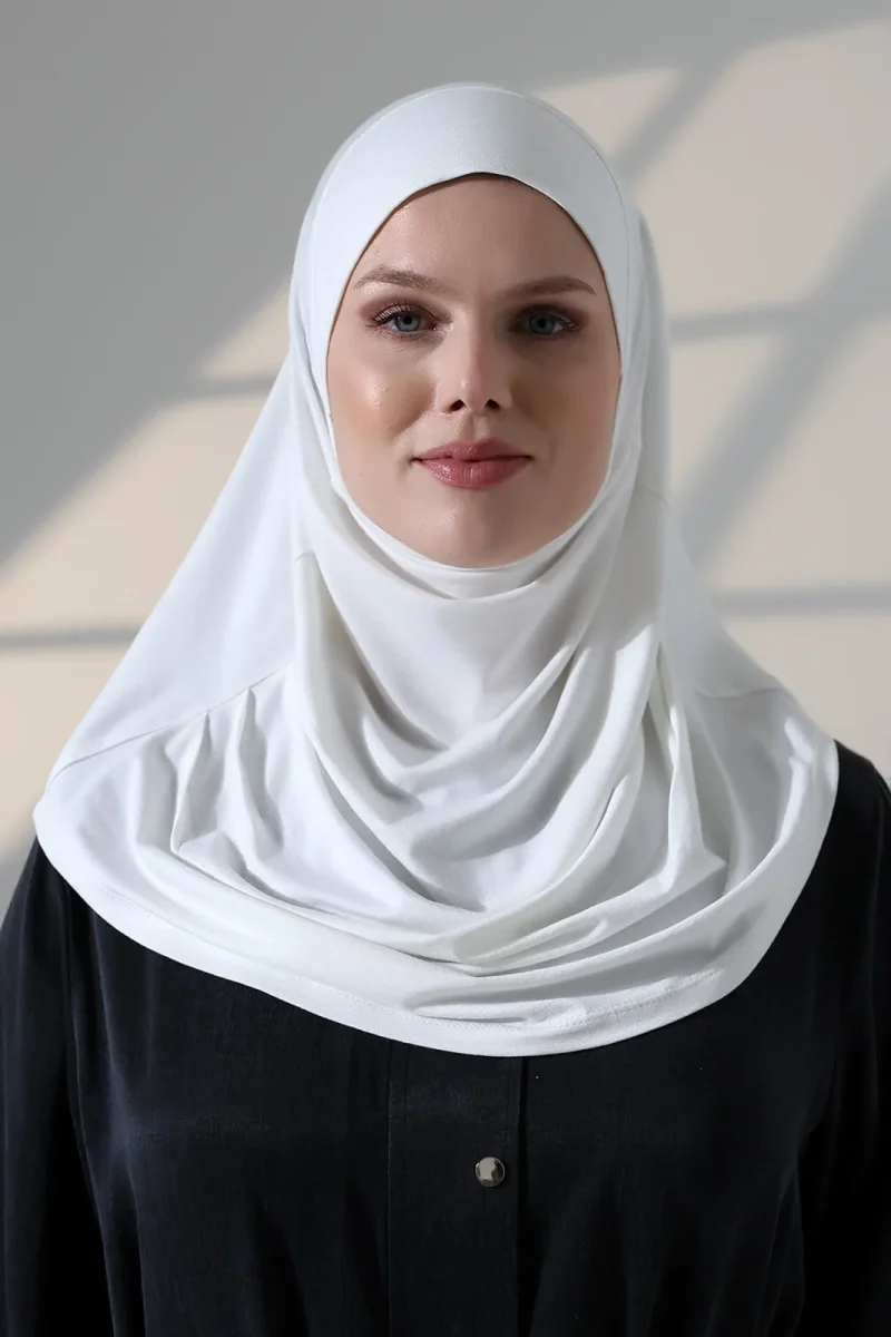 Tek Parça Pratik Namaz Başörtüsü, Hazır Geçmeli Tesettür Şal - Beyaz - 1
