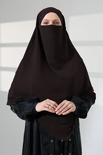 Tesettür Şifon Peçeli Üç Katlı Kısa Sufle Khimar, Pratik Hijab Şal Üçgen Kesim - Kahverengi - 4