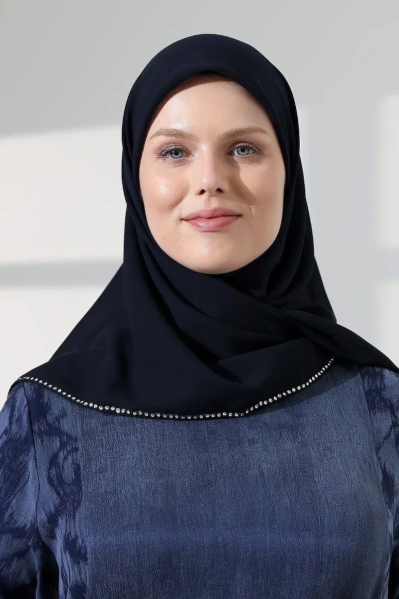 Tesettür Taş Detaylı Düz Şifon Eşarp - Lacivert - 4