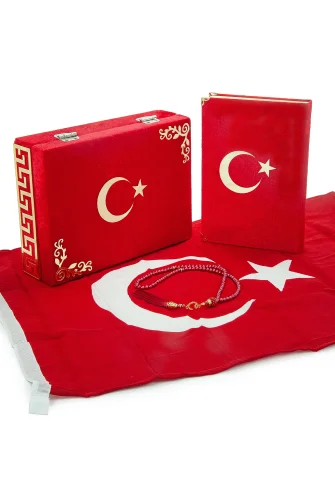 Türk Bayraklı Kuranı Kerim Hediyelik Set – Pleksi Süslemeli Kadife Kutu, Bayrak ve Tesbih - 2