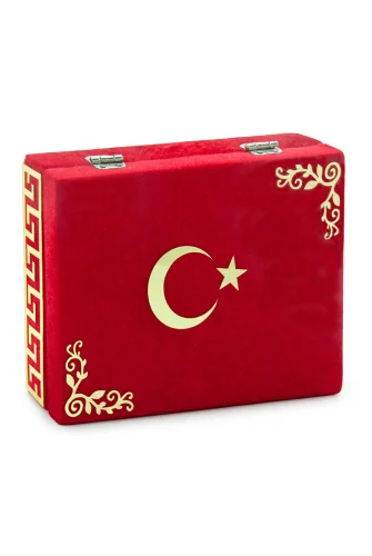 Türk Bayraklı Kuranı Kerim Hediyelik Set – Pleksi Süslemeli Kadife Kutu, Bayrak ve Tesbih - 5