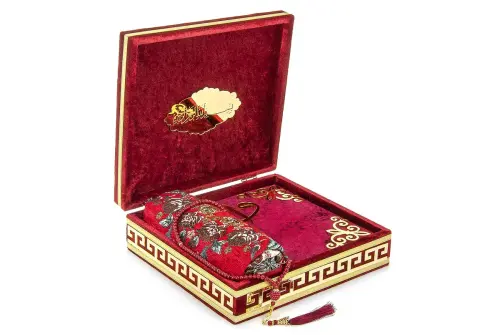 Velvet Covered Quran Set with Storage and Prayer Rug Red - ihvanonline (1)