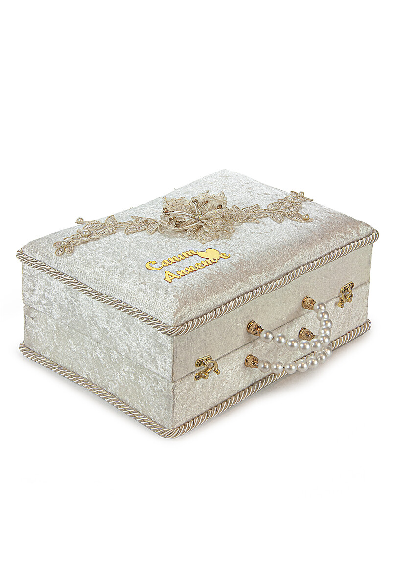 White Quran Set with Velvet Case, Scarf and Prayer Beads for My Dear Mother - 2