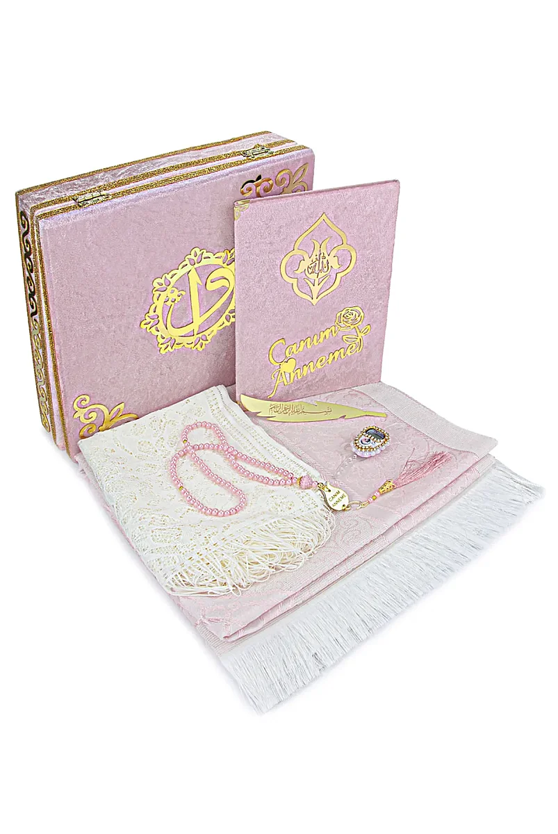 Yasin Gift Set with Velvet Covered Chest and Prayer Rug for Mother's Day and Birthdays - 1