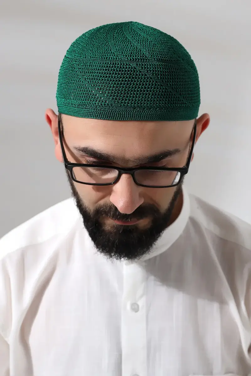 Yeşil Dantel Detaylı Örme Gold Namaz Takkesi - 4