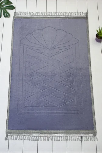 Yumuşak Kadife Dokulu Peluş Seccade Füme 