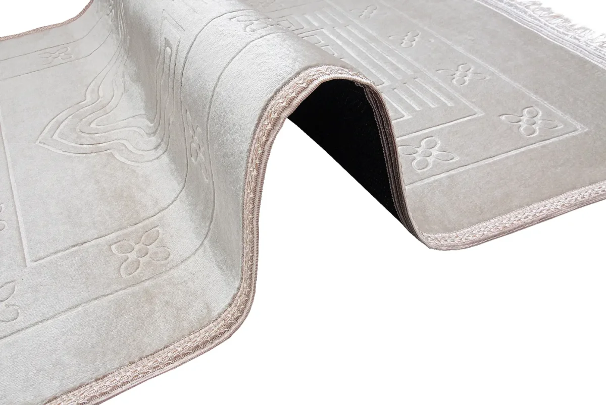 Yumuşak Kadife Dokulu Peluş Seccade Krem - 6